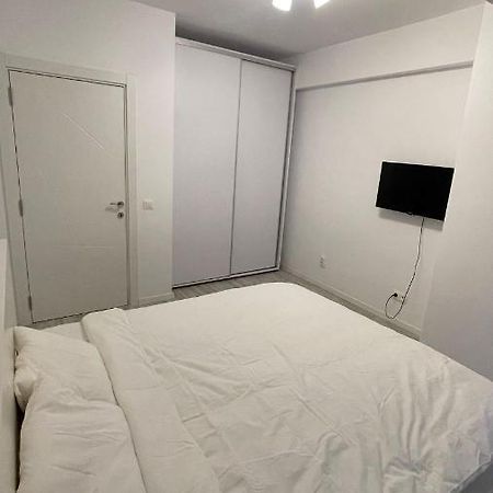 Santorini Residence Apartment Отопени Экстерьер фото